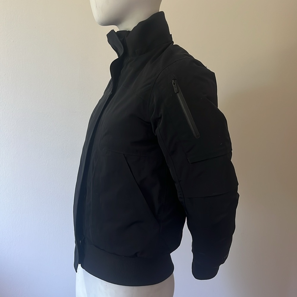 Lululemon Winter Warrior Bomber Coat Jacket Black Without hooded Size 0 - Picture 3 of 13